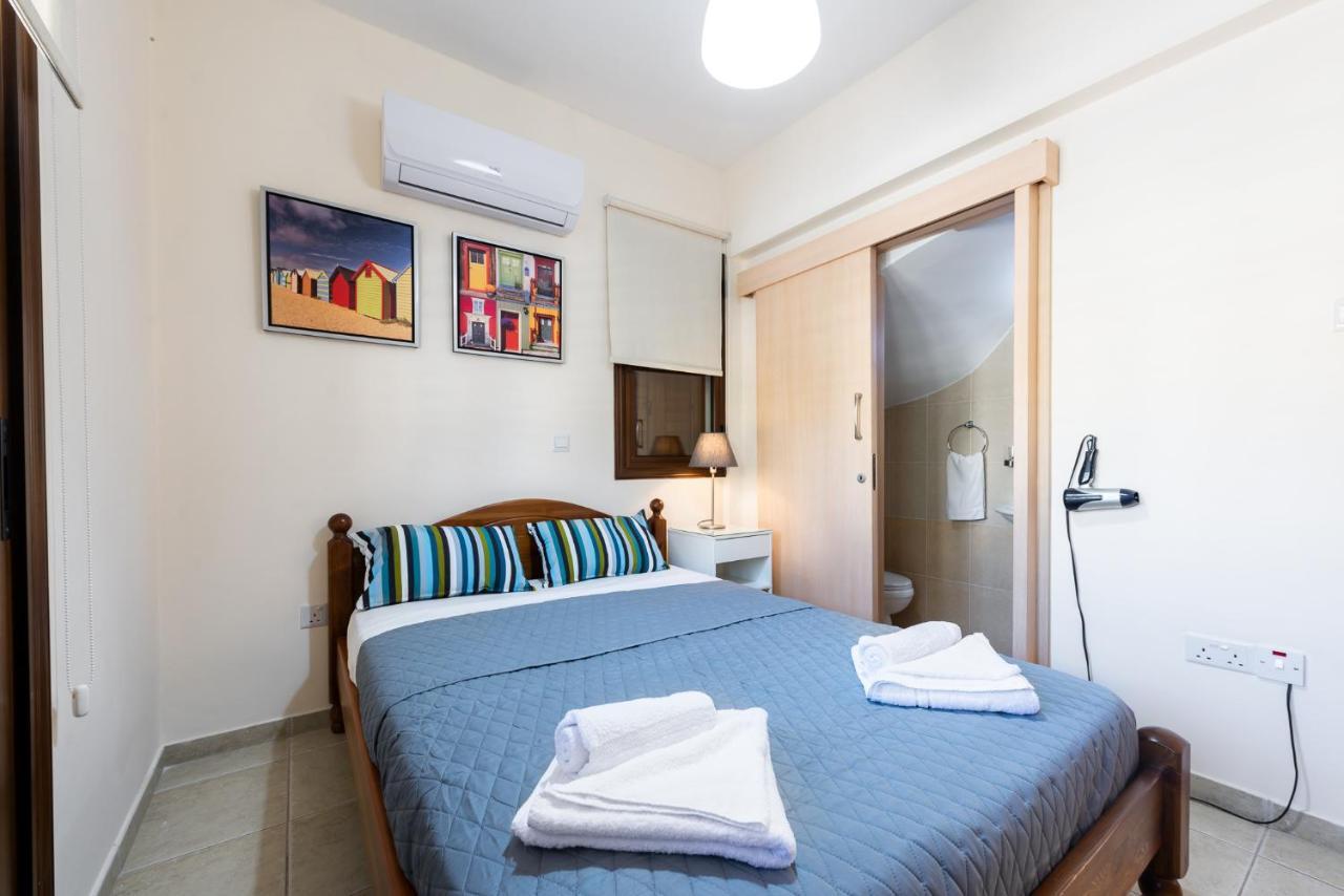 Villa Alexandra By Ezoria Villas Agia Napa Buitenkant foto