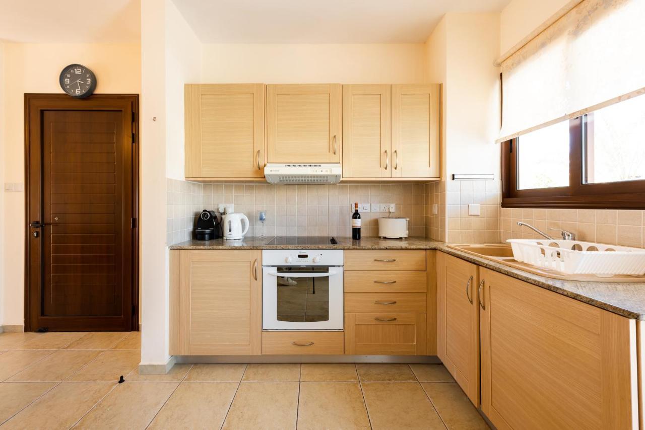 Villa Alexandra By Ezoria Villas Agia Napa Buitenkant foto